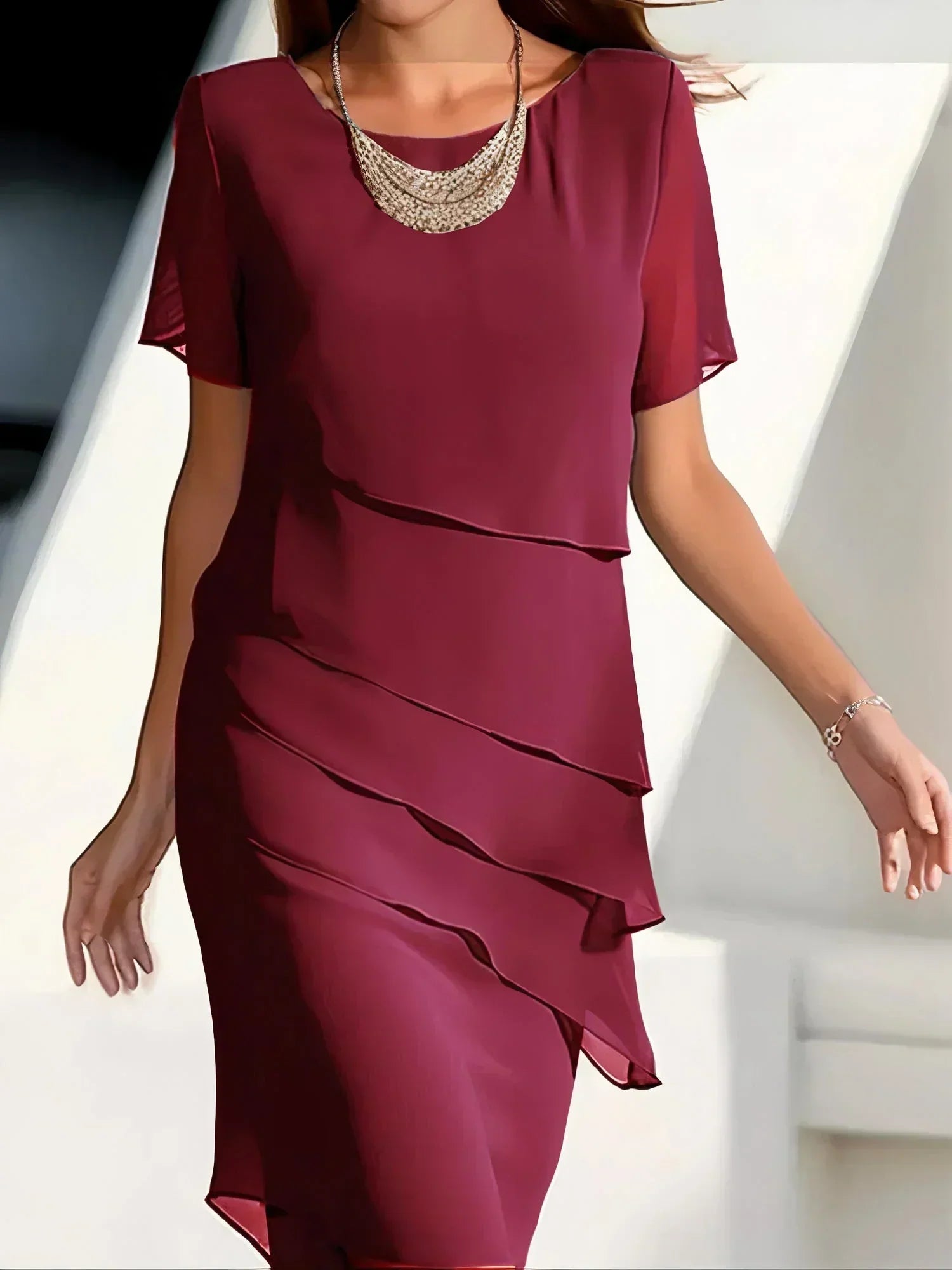 Nelia | Damen Elegante Figurfreundliche Kleider | Für Selbstbewusstsein & Stil
